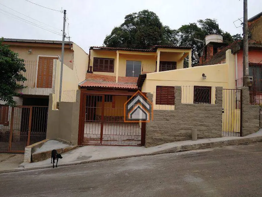 Foto 1 de Casa com 6 Quartos à venda, 200m² em Aparecida, Alvorada