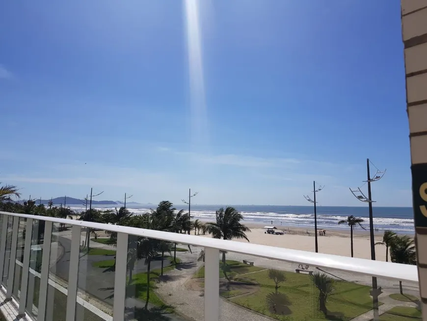 Foto 1 de Apartamento com 3 Quartos à venda, 140m² em Vila Guilhermina, Praia Grande