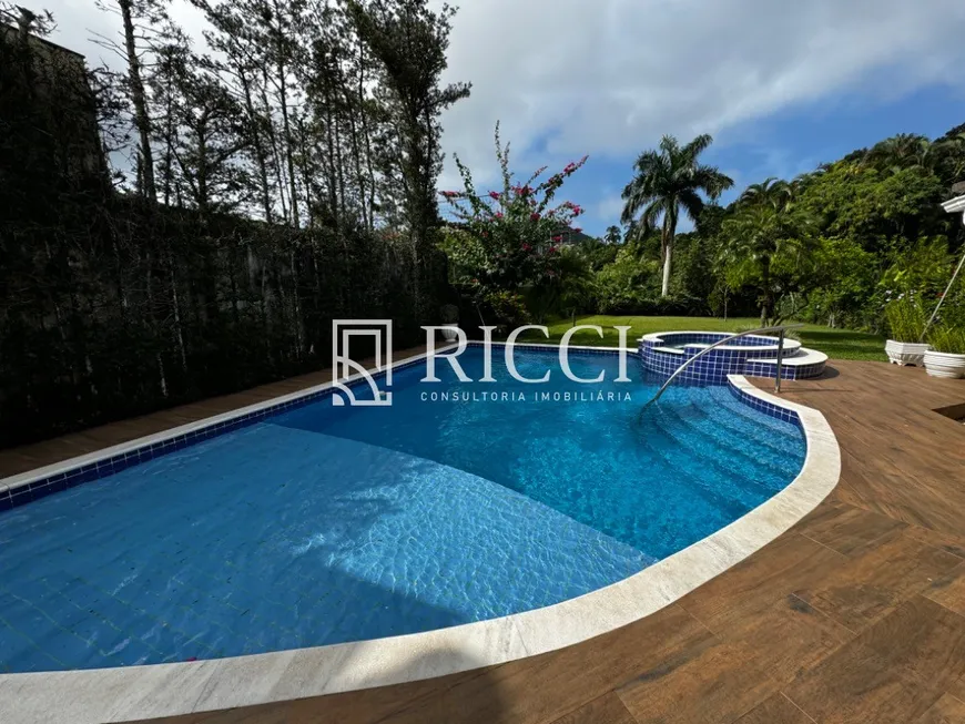 Foto 1 de Casa de Condomínio com 5 Quartos à venda, 343m² em Jardim Acapulco , Guarujá