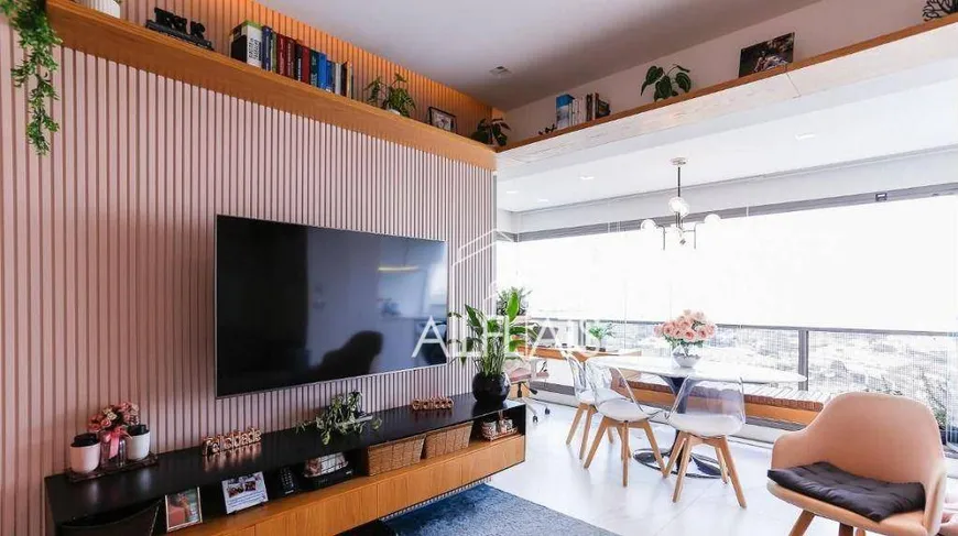 Foto 1 de Apartamento com 1 Quarto à venda, 50m² em Barra Funda, São Paulo