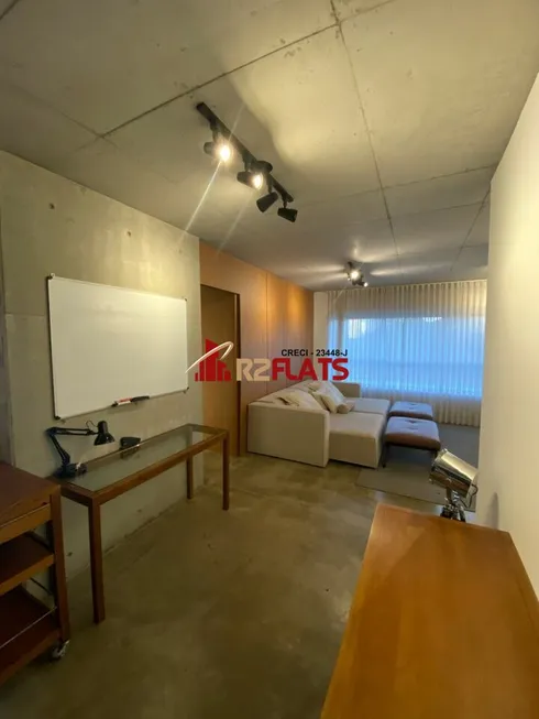 Foto 1 de Flat com 1 Quarto para alugar, 75m² em Vila Olímpia, São Paulo