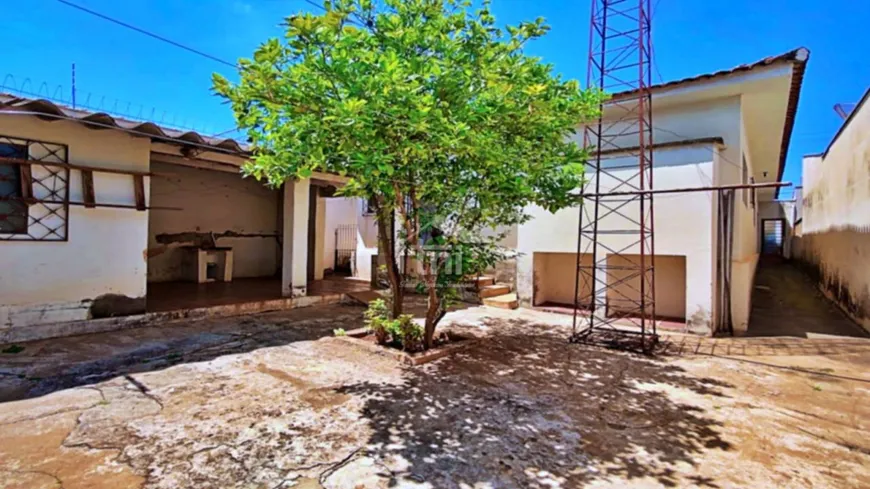 Foto 1 de Casa com 3 Quartos à venda, 220m² em Centro, Santa Bárbara D'Oeste
