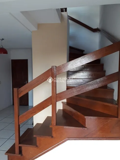 Foto 1 de Casa de Condomínio com 2 Quartos à venda, 70m² em Santa Isabel, Viamão