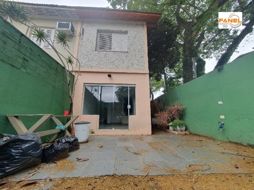 Foto 1 de Sobrado com 2 Quartos à venda, 75m² em Vila Sônia, São Paulo