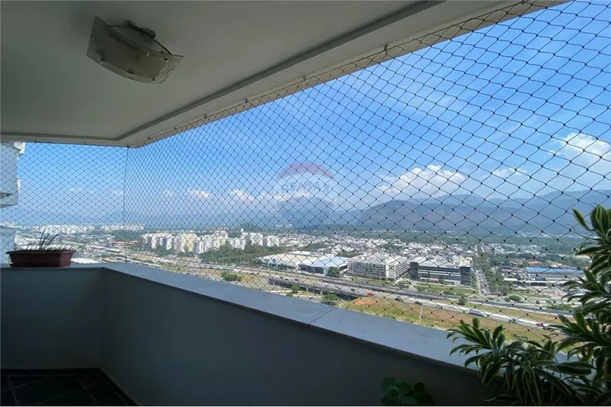 Foto 1 de Apartamento com 2 Quartos à venda, 65m² em Barra da Tijuca, Rio de Janeiro