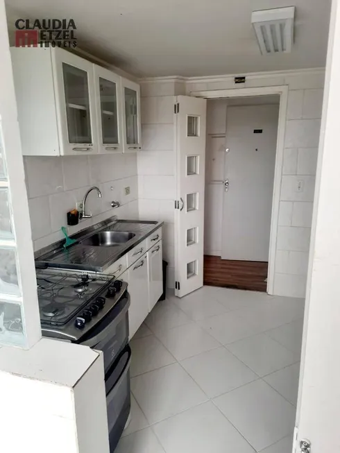 Foto 1 de Apartamento com 2 Quartos à venda, 64m² em Jardim Ester Yolanda, São Paulo
