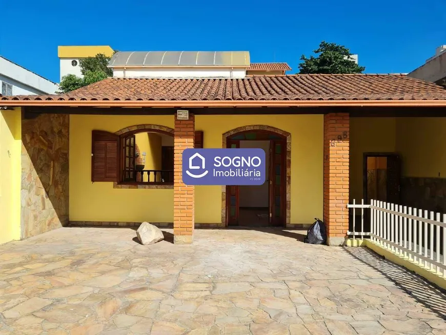 Foto 1 de Casa com 4 Quartos à venda, 333m² em Jardim América, Belo Horizonte