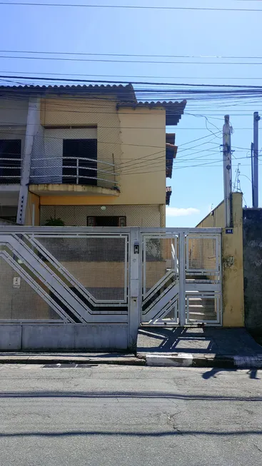 Foto 1 de Casa com 3 Quartos para alugar, 200m² em Jardim Santa Mena, Guarulhos