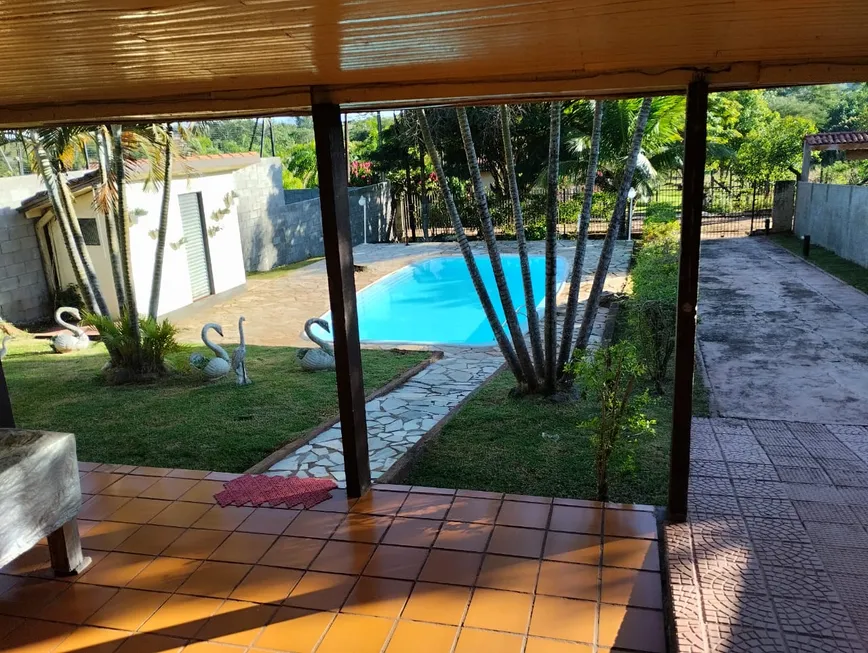 Foto 1 de Casa de Condomínio com 3 Quartos à venda, 200m² em Centro, Quinta do Sol