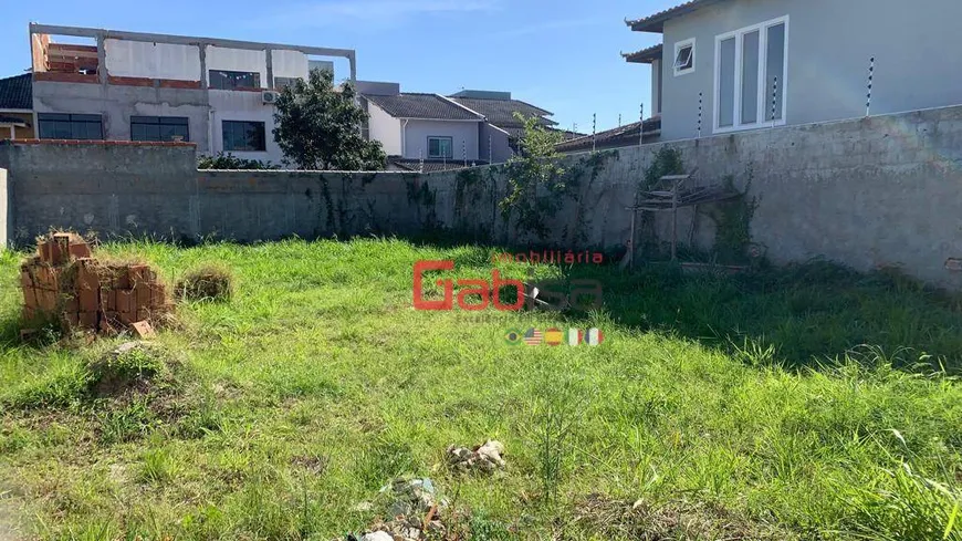 Foto 1 de Lote/Terreno à venda, 450m² em Portinho, Cabo Frio