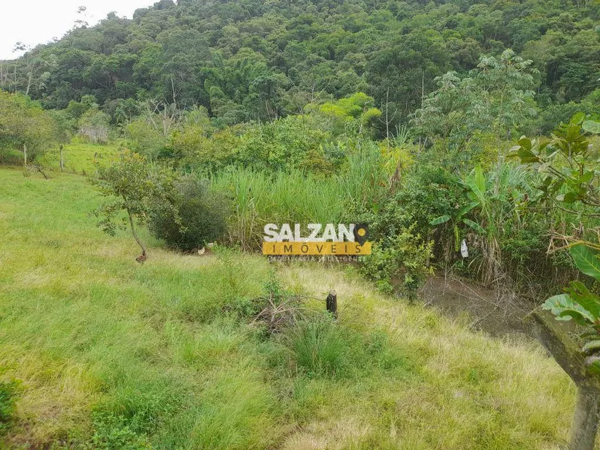 Foto 1 de Fazenda/Sítio com 3 Quartos à venda, 580800000m² em Registro, Taubaté