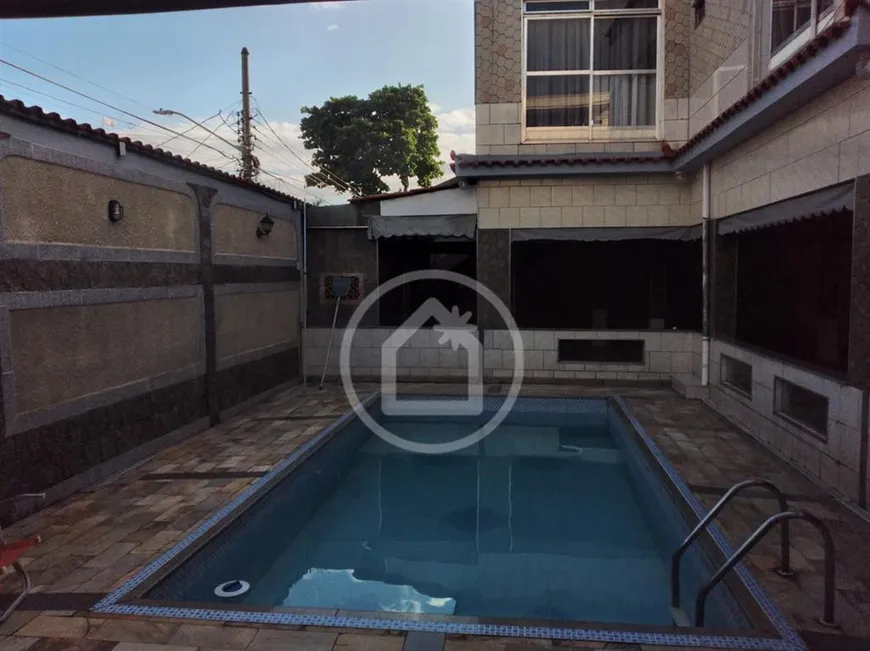 Foto 1 de Casa com 3 Quartos à venda, 267m² em Tauá, Rio de Janeiro