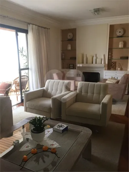 Foto 1 de Apartamento com 3 Quartos à venda, 213m² em Morumbi, São Paulo