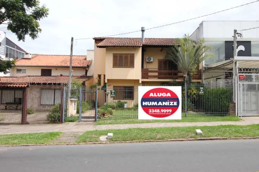 Foto 1 de Casa com 3 Quartos à venda, 278m² em Chácara das Pedras, Porto Alegre