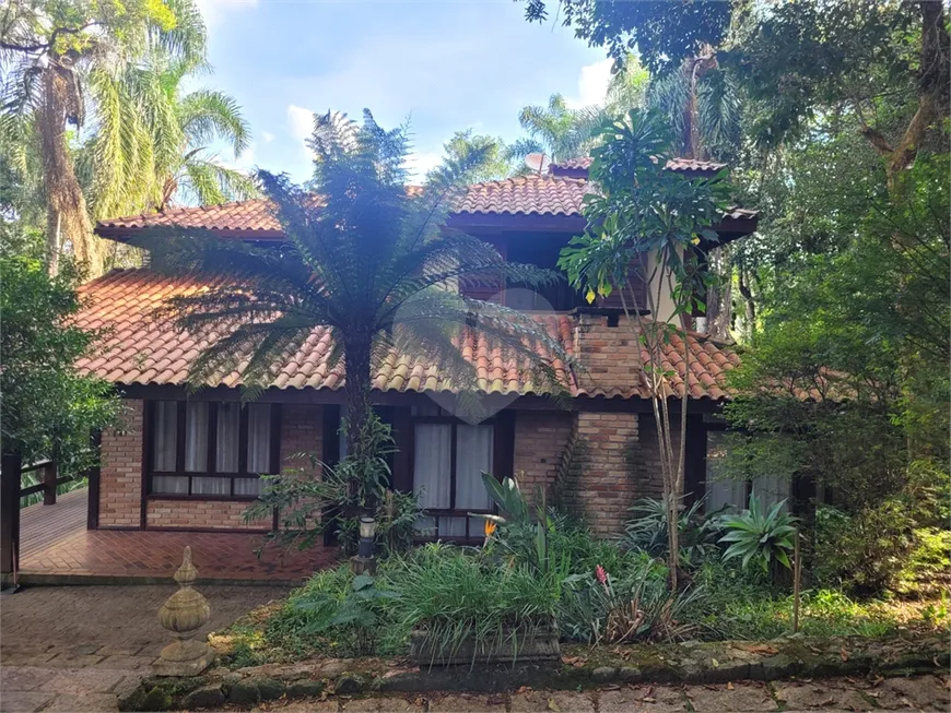 Foto 1 de Casa com 4 Quartos à venda, 219m² em Serra da Cantareira, Mairiporã