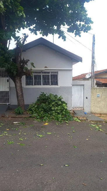 Foto 1 de Casa com 2 Quartos à venda, 130m² em Jardim Bela Vista, Bauru