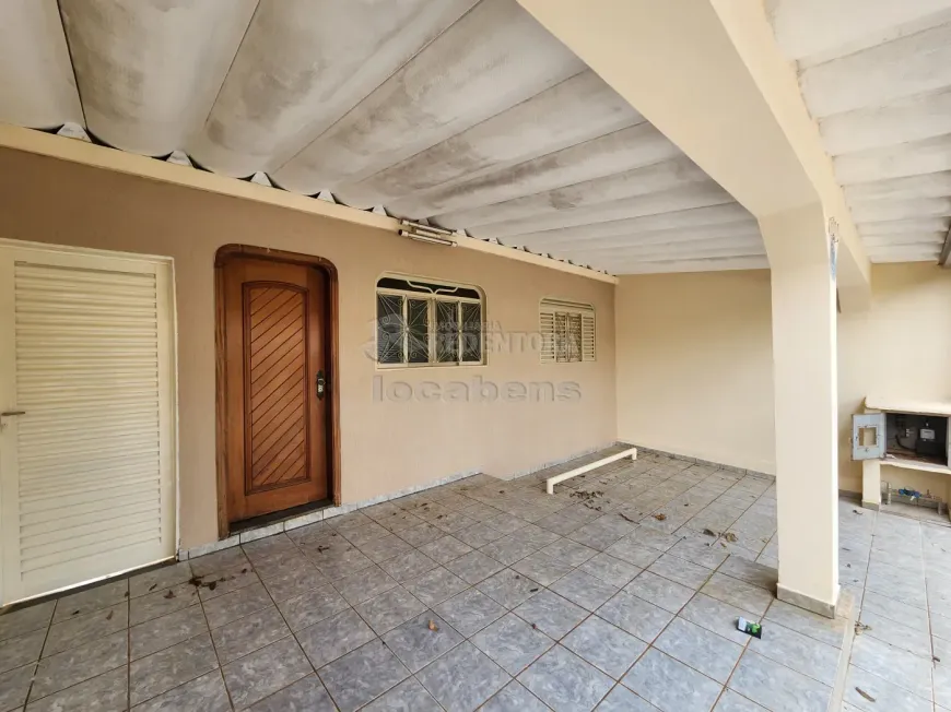 Foto 1 de Casa com 3 Quartos para alugar, 106m² em Cecap, São José do Rio Preto