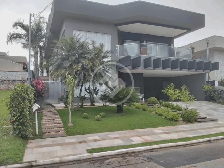 Foto 1 de Casa de Condomínio com 4 Quartos à venda, 380m² em Condomínio do Lago, Goiânia