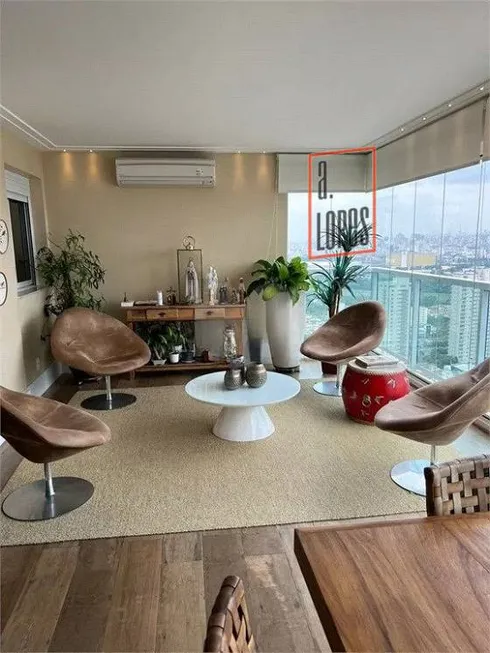 Foto 1 de Apartamento com 4 Quartos à venda, 221m² em Santana, São Paulo