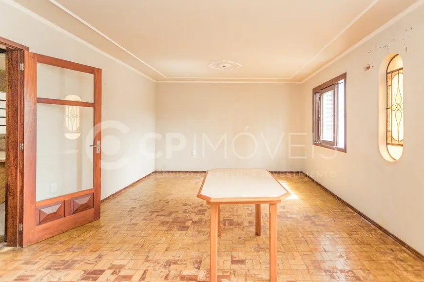 Foto 1 de Apartamento com 3 Quartos à venda, 138m² em Passo da Areia, Porto Alegre