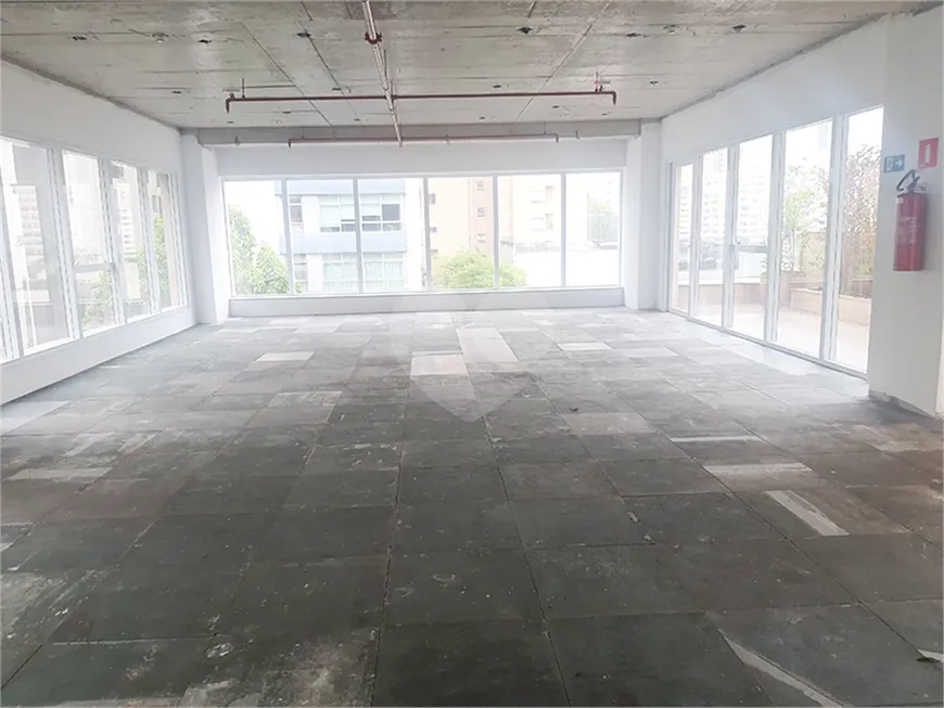 Foto 1 de Sala Comercial para alugar, 200m² em Jardim Paulista, São Paulo