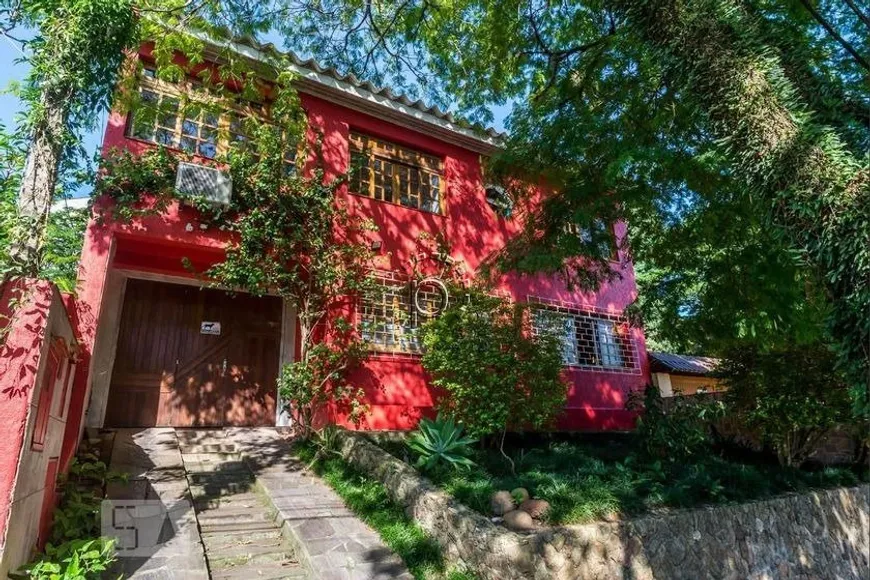 Foto 1 de Casa com 4 Quartos à venda, 176m² em Tristeza, Porto Alegre