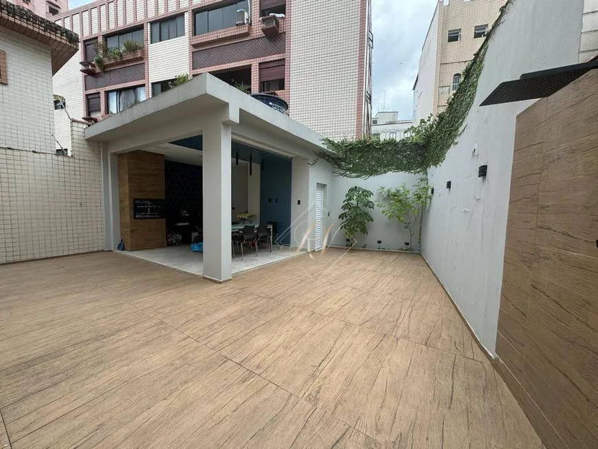 Foto 1 de Casa de Condomínio com 3 Quartos à venda, 186m² em Ponta da Praia, Santos