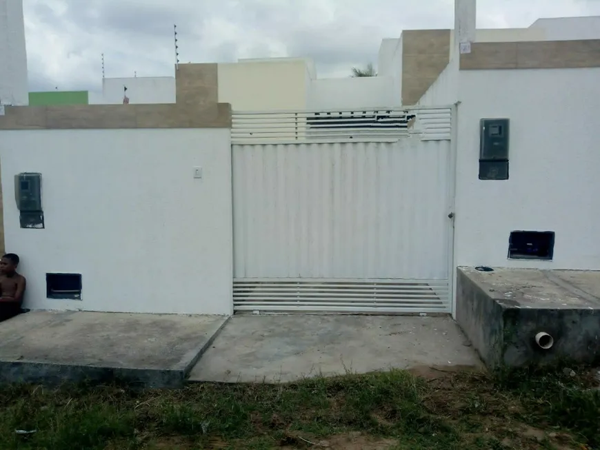 Foto 1 de Casa com 2 Quartos à venda, 55m² em SUBAE, Feira de Santana