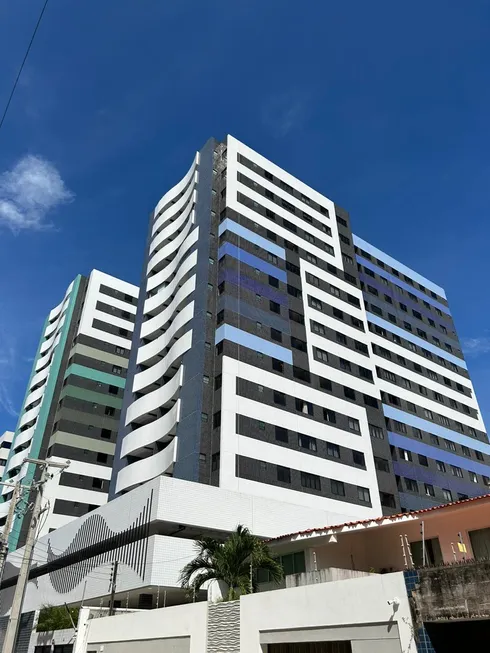 Foto 1 de Apartamento com 3 Quartos à venda, 71m² em Jatiúca, Maceió