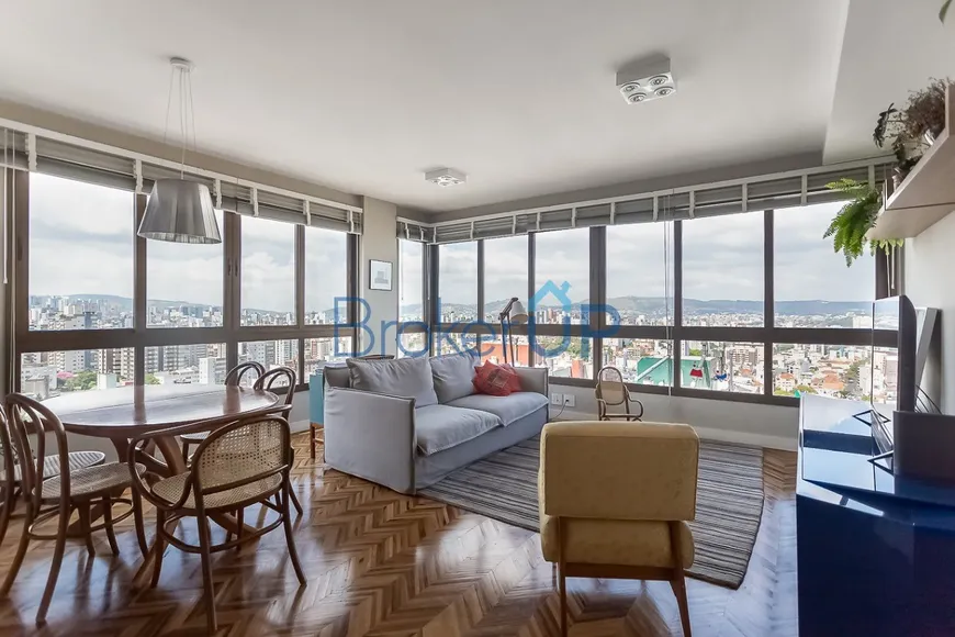 Foto 1 de Apartamento com 2 Quartos à venda, 80m² em Rio Branco, Porto Alegre