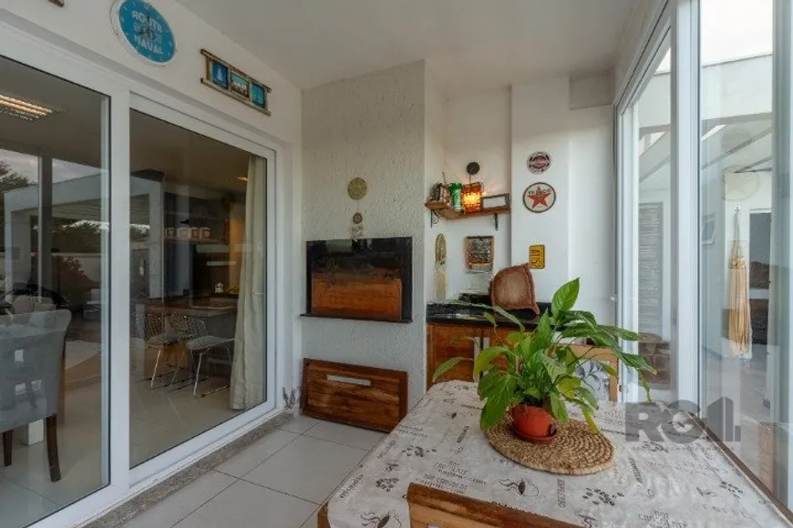 Foto 1 de Casa de Condomínio com 3 Quartos à venda, 181m² em Hípica, Porto Alegre