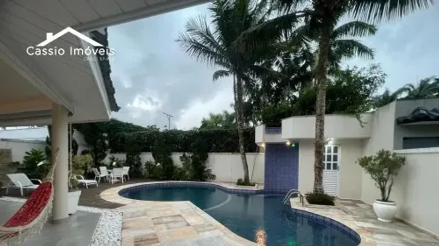 Foto 1 de Casa de Condomínio com 6 Quartos à venda, 400m² em Jardim Acapulco , Guarujá