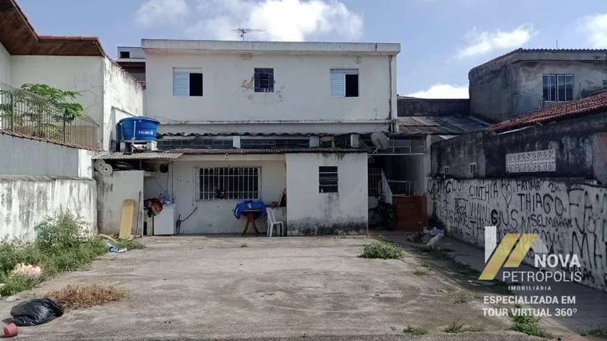 Foto 1 de Sobrado com 2 Quartos à venda, 175m² em Jardim Cristiane, Santo André