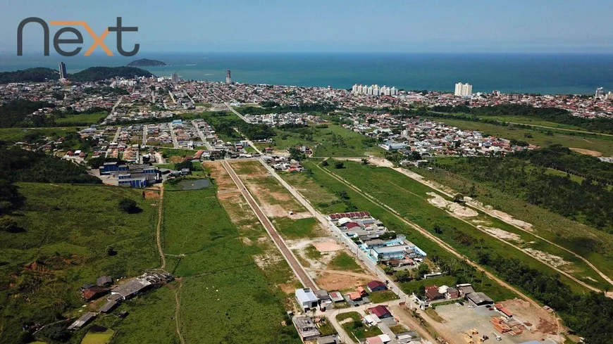 Foto 1 de Lote/Terreno à venda, 550m² em Santa Lídia, Penha