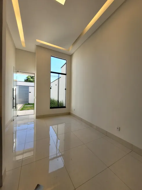 Foto 1 de Casa com 3 Quartos à venda, 120m² em Parque das Flores, Goiânia