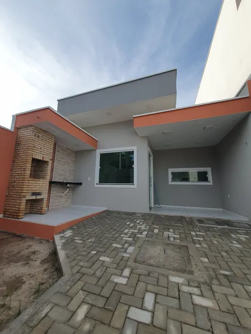 Foto 1 de Casa com 3 Quartos à venda, 100m² em Centro, Eusébio