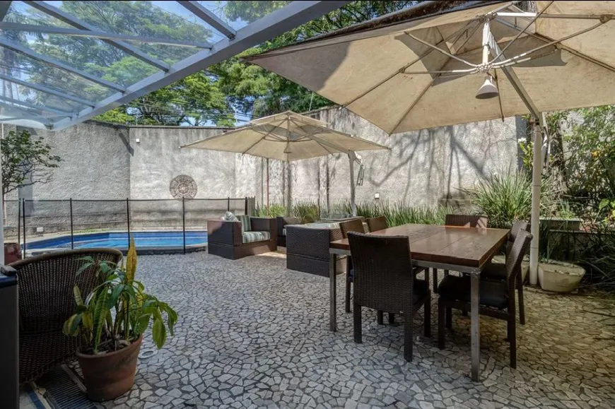 Foto 1 de Casa de Condomínio com 4 Quartos à venda, 413m² em Chácara Monte Alegre, São Paulo