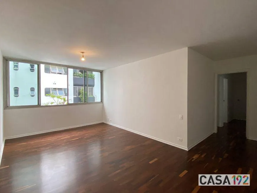 Foto 1 de Apartamento com 3 Quartos para alugar, 128m² em Vila Nova Conceição, São Paulo