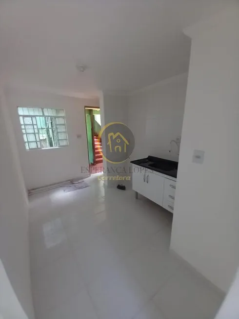 Foto 1 de Apartamento com 2 Quartos à venda, 42m² em Cohab II, Carapicuíba