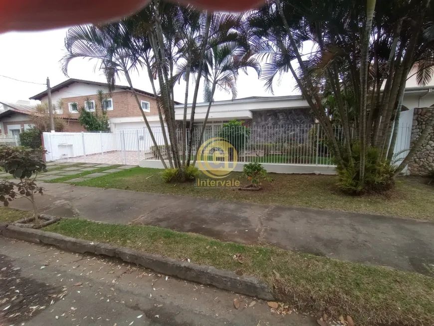 Foto 1 de Casa com 4 Quartos para alugar, 250m² em Vila Adyana, São José dos Campos