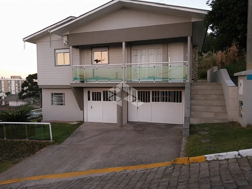 Foto 1 de Casa com 2 Quartos à venda, 142m² em Centro, Carlos Barbosa