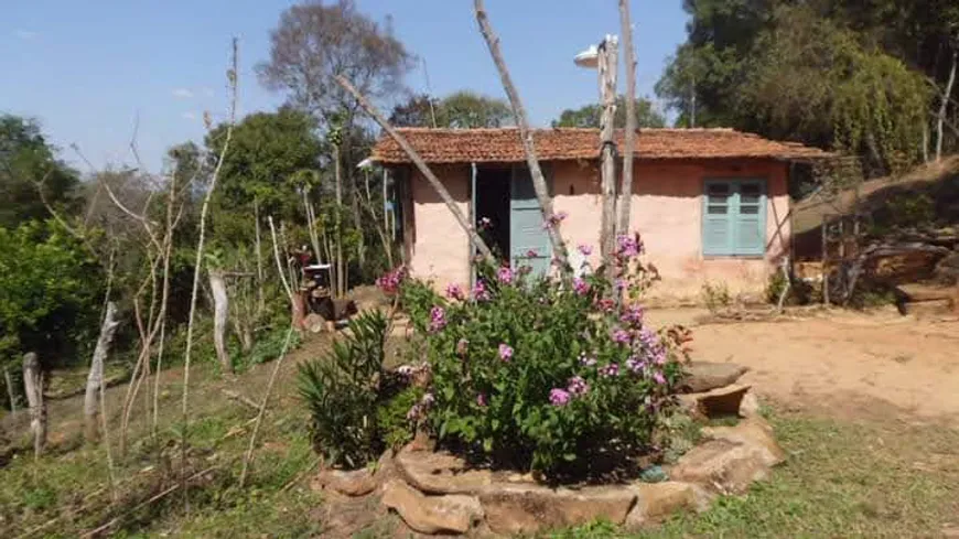 Foto 1 de Fazenda/Sítio com 1 Quarto à venda, 24350m² em , São Thomé das Letras