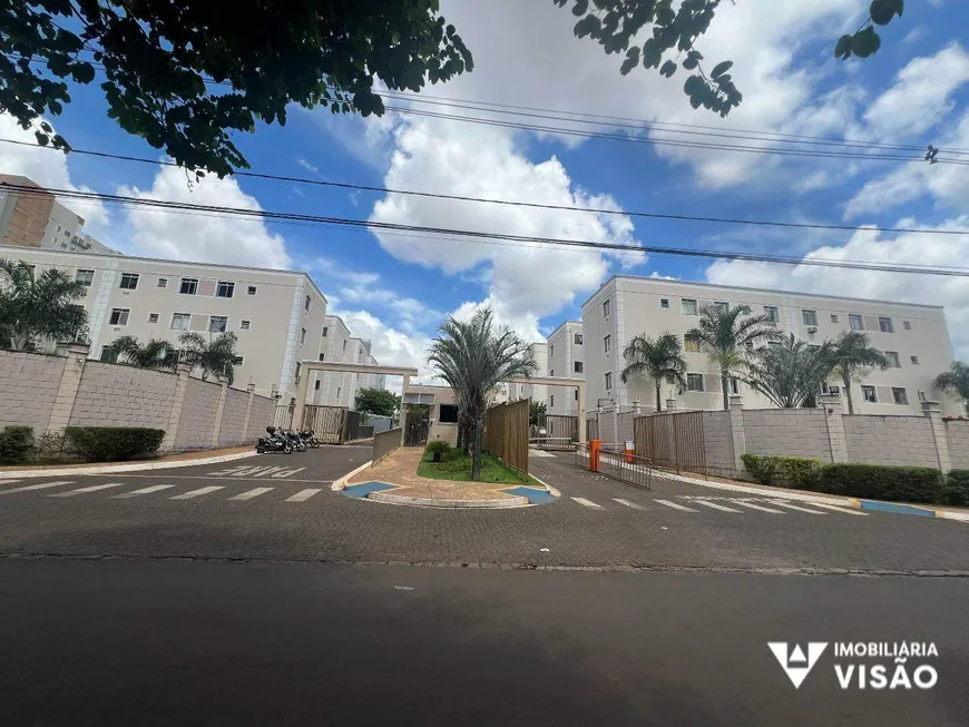 Foto 1 de Apartamento com 2 Quartos à venda, 42m² em Conjunto Guanabara, Uberaba