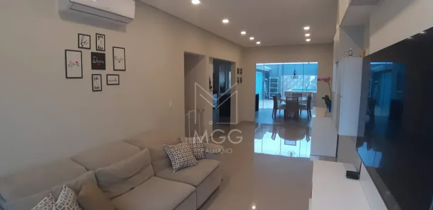 Foto 1 de Casa com 4 Quartos à venda, 157m² em Garden Park Residence , Londrina