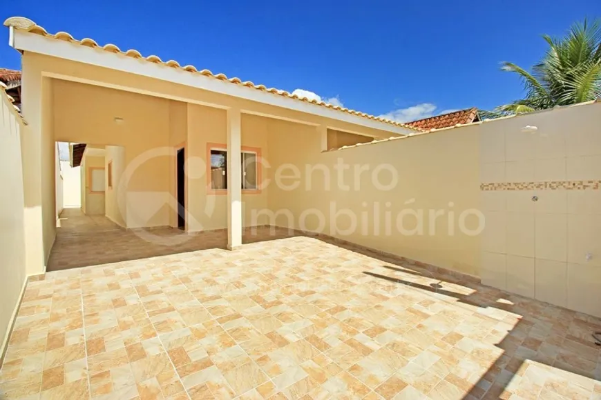 Foto 1 de Casa com 2 Quartos à venda, 77m² em Vila Romar , Peruíbe