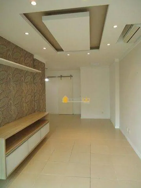 Foto 1 de Apartamento com 3 Quartos à venda, 105m² em Vital Brasil, Niterói