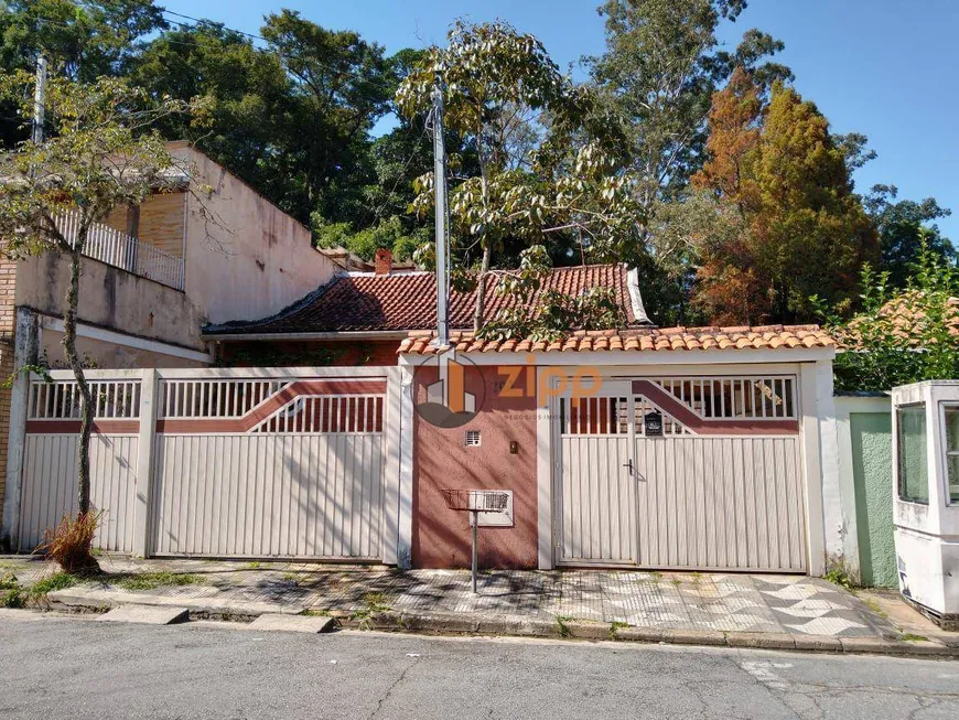 Foto 1 de Casa com 4 Quartos à venda, 142m² em Horto Florestal, São Paulo