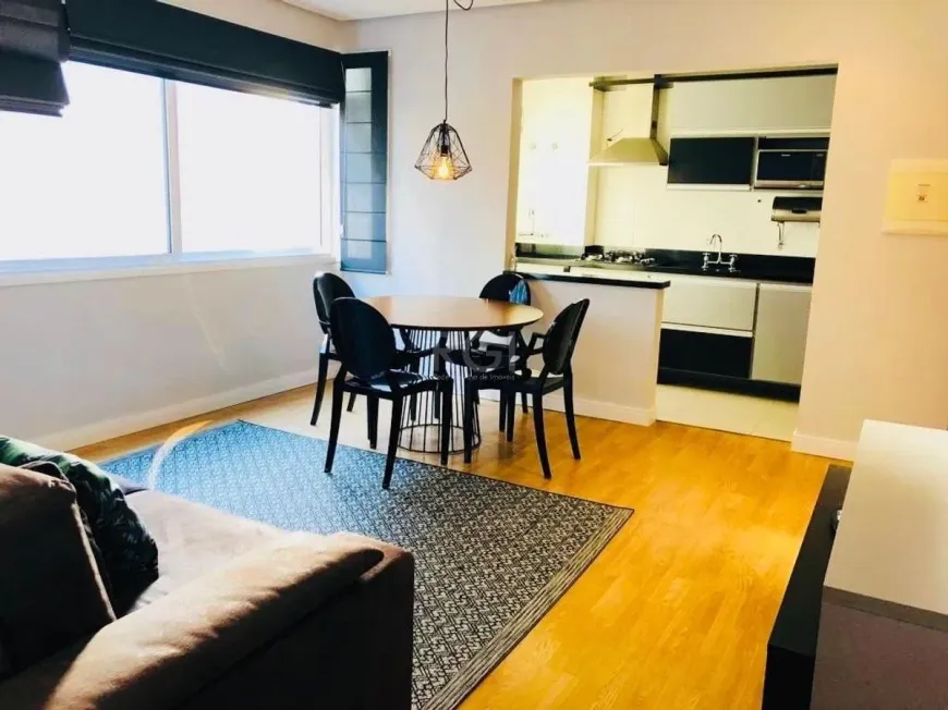 Foto 1 de Apartamento com 1 Quarto à venda, 48m² em Rio Branco, Porto Alegre