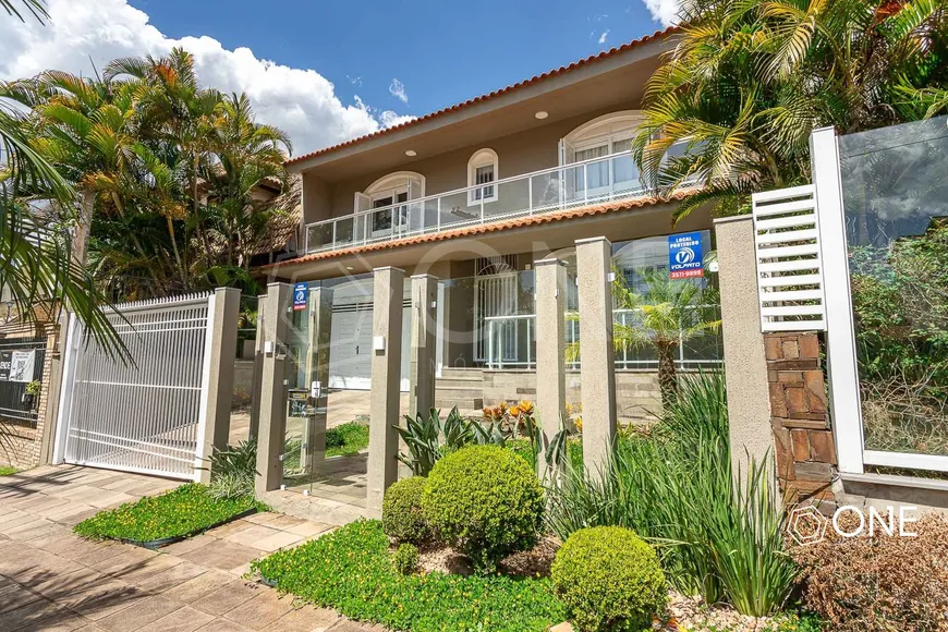 Foto 1 de Casa com 3 Quartos à venda, 262m² em Chácara das Pedras, Porto Alegre