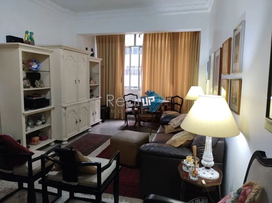 Foto 1 de Apartamento com 2 Quartos à venda, 82m² em Leme, Rio de Janeiro